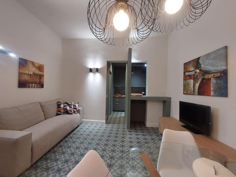 Green - City Centre Apartment