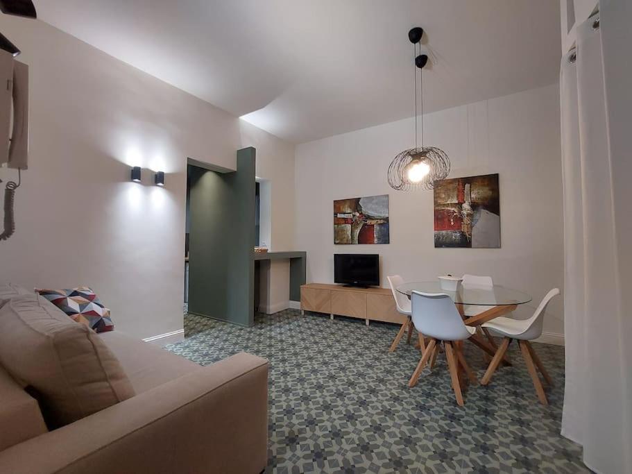 Green - City Centre Apartment Genua