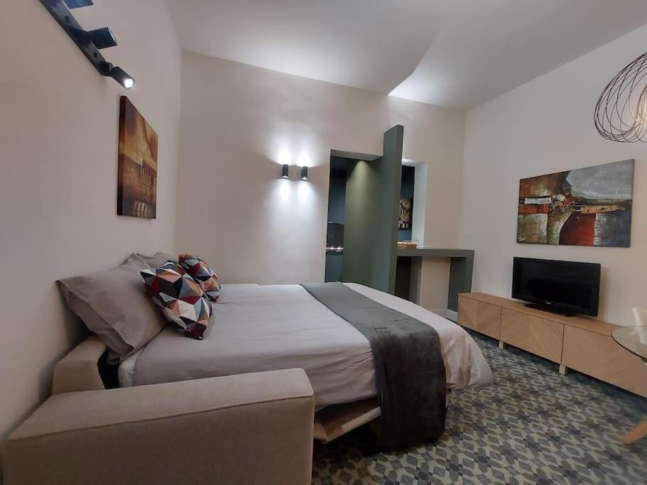 Green - City Centre Apartment *